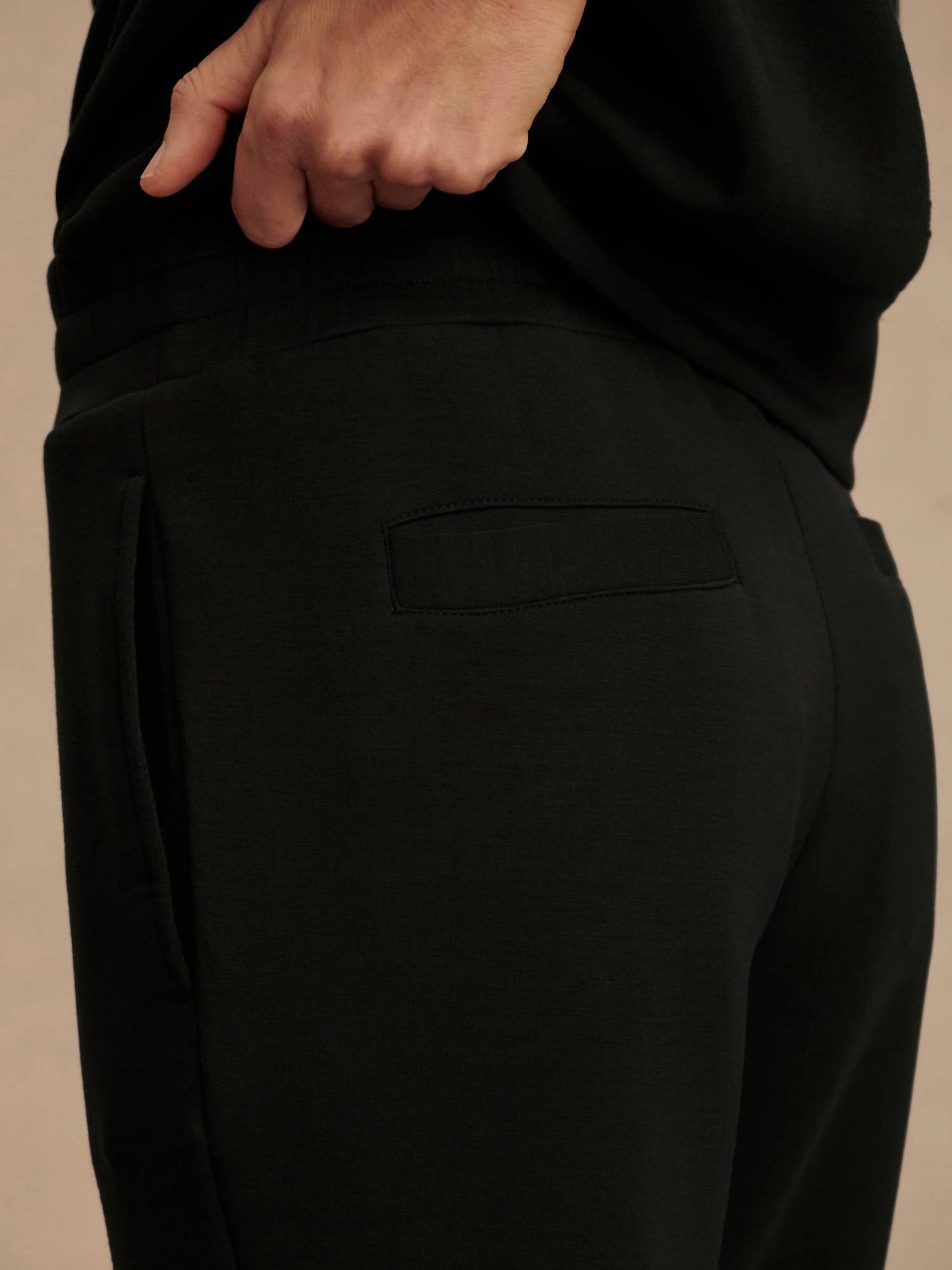 Varley - Slim Tapered Leg Pants
