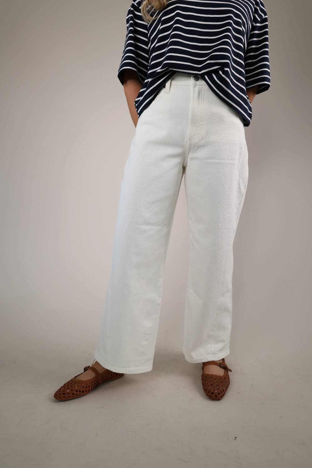 Pistola - Women's Kyra Ankle Bowed Leg Jeans