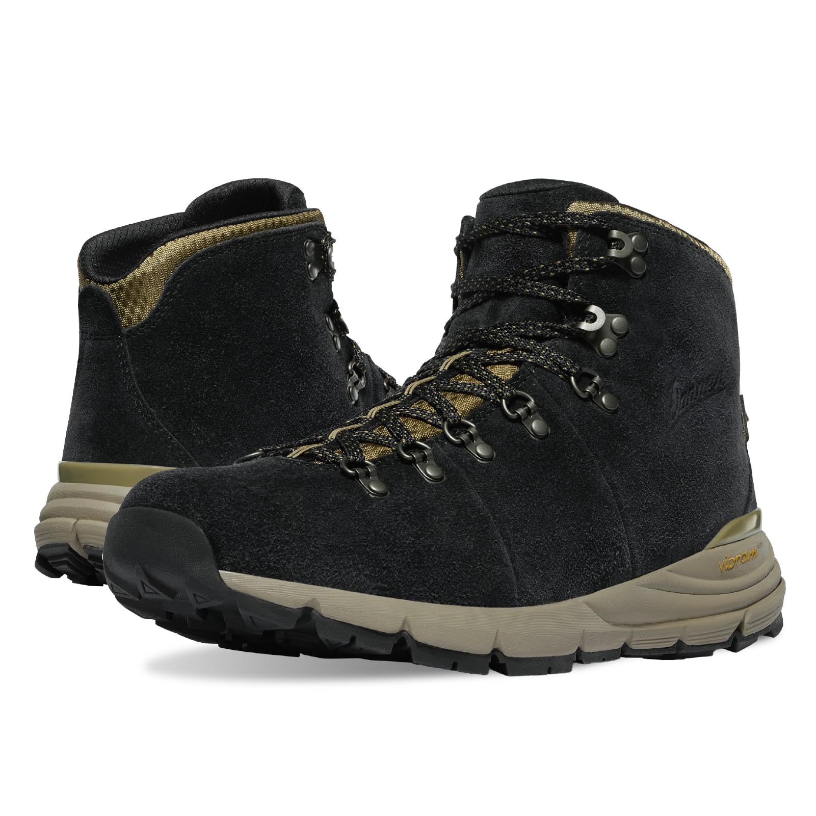 danner-womens-mountain-600-waterproof-hiking-boots-1