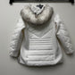 Casaco acolchoado com capuz e acabamento em pele sintética Michael Kors feminino, branco, tamanho 1X