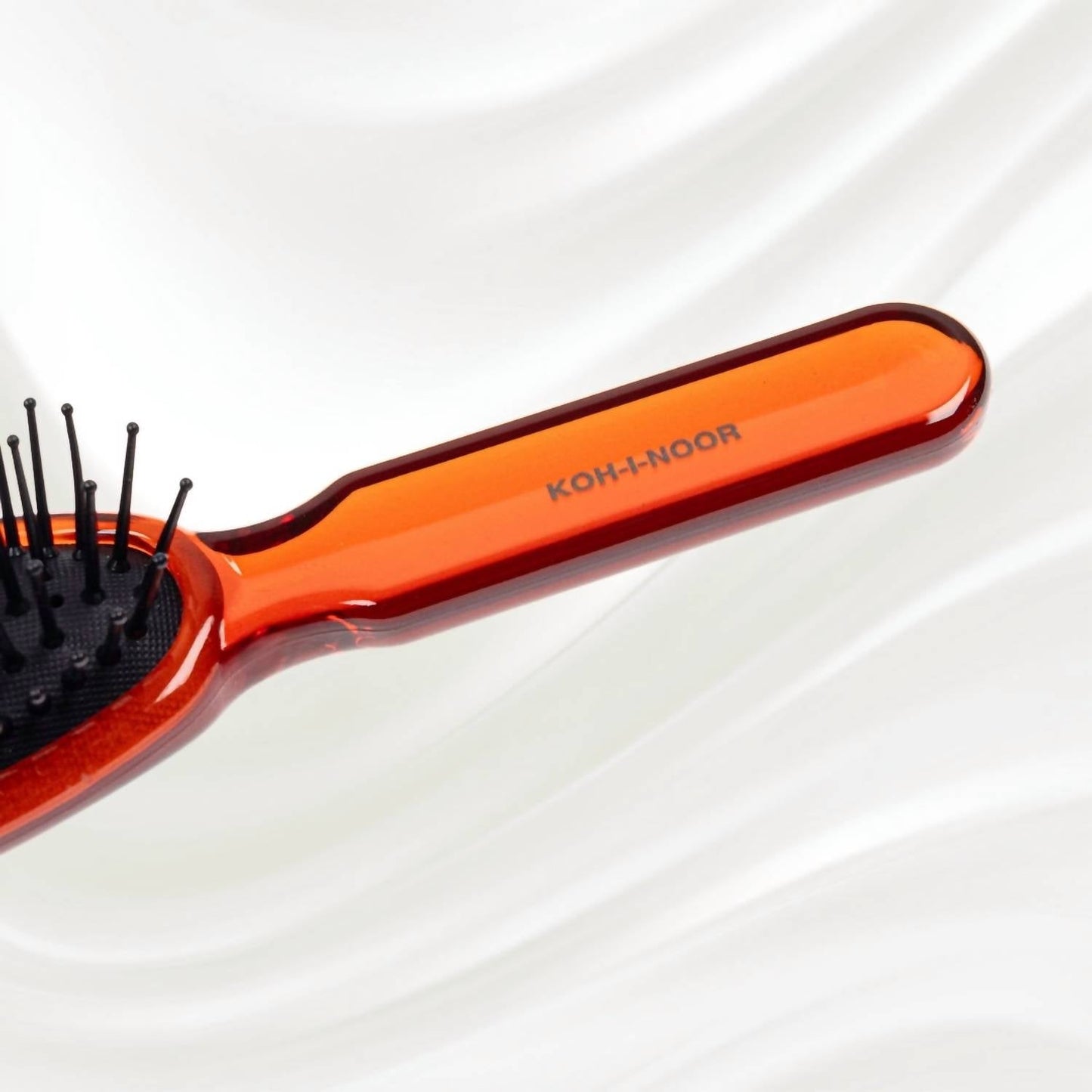 Koh-I-Noor Beauty Usa - Women's All Seasons Synthetic Pin Hair Brush