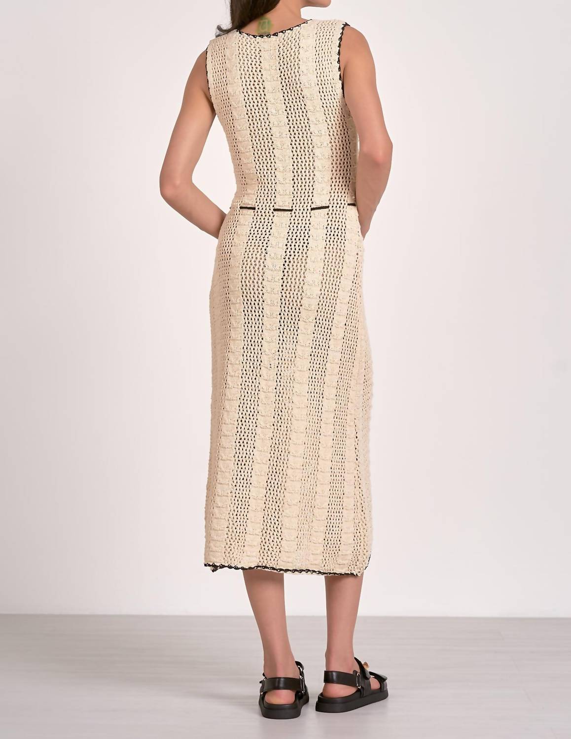 Elan - Tasmin Sleeveless Midi Dress
