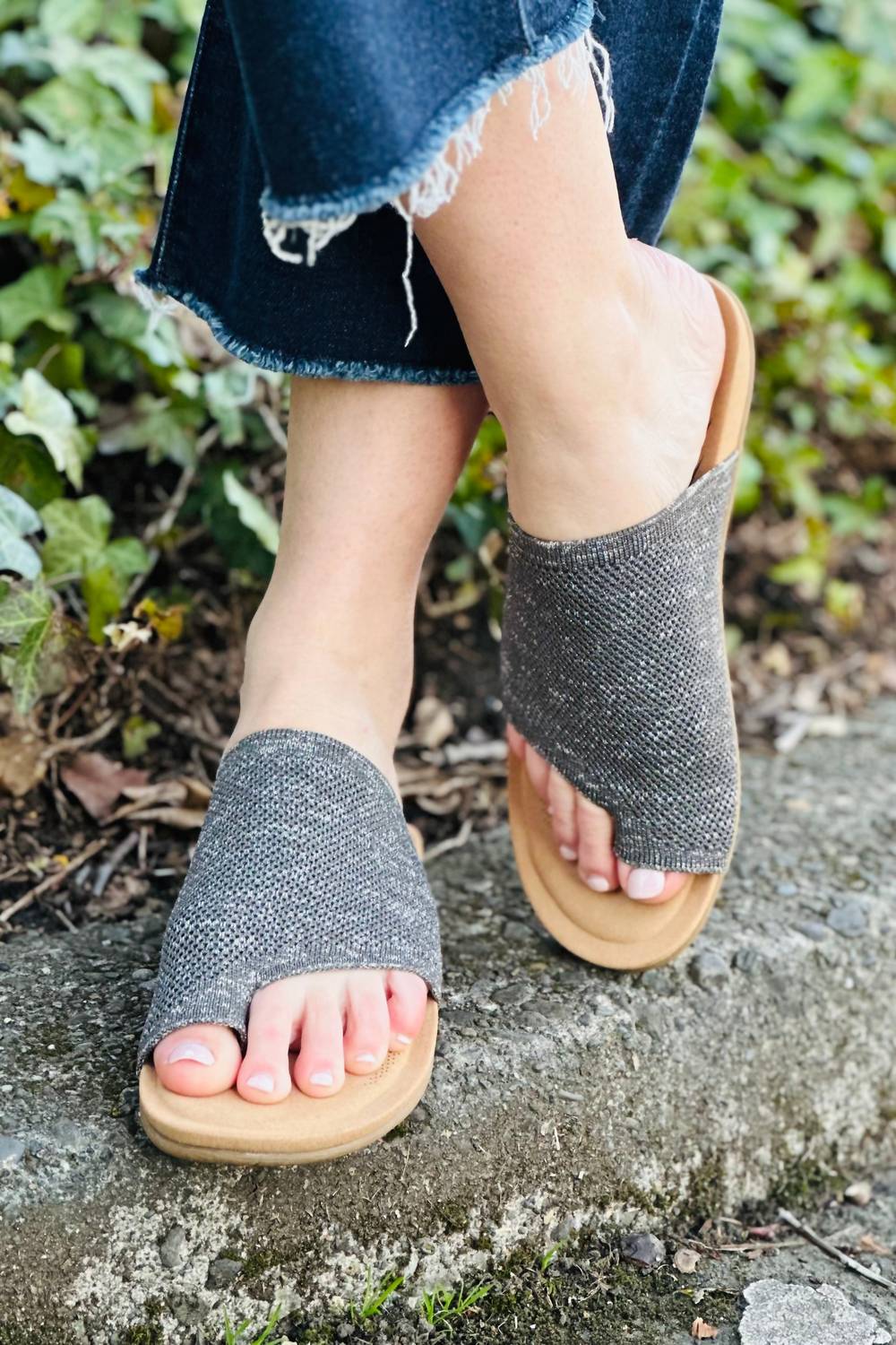 Biza - Women's Lavish Sandal