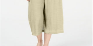 Calça Capri Texturizada Feminina JM Collection Amarrada na Frente Marrom Tamanho Pequeno Médio