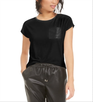 Camiseta feminina Bar III com bolso em couro sintético, preta, tamanho X-S