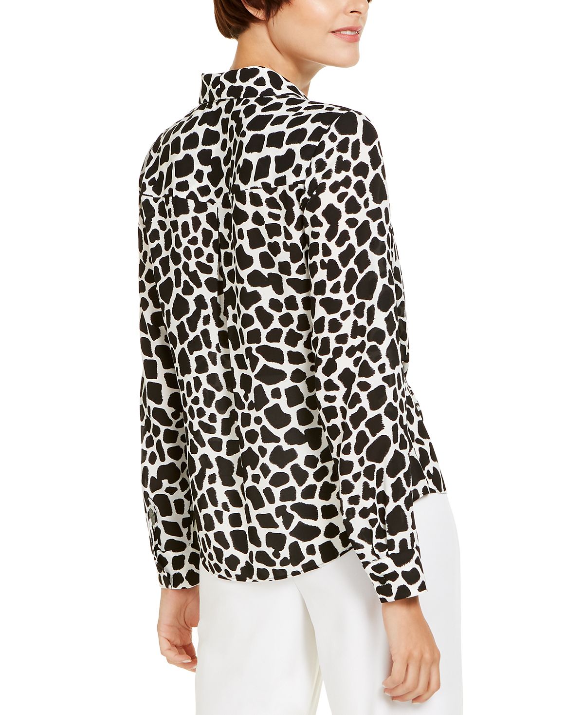 Blusa feminina com estampa de girafa e frente torcida, preta, tamanho extrapequeno, da INC International Concepts