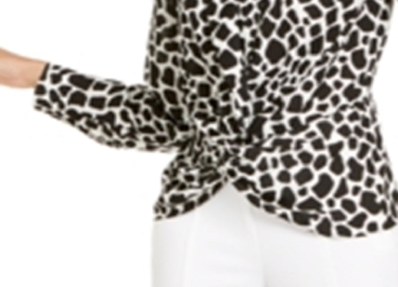 Blusa feminina com estampa de girafa e frente torcida, preta, tamanho médio, da INC International Concepts