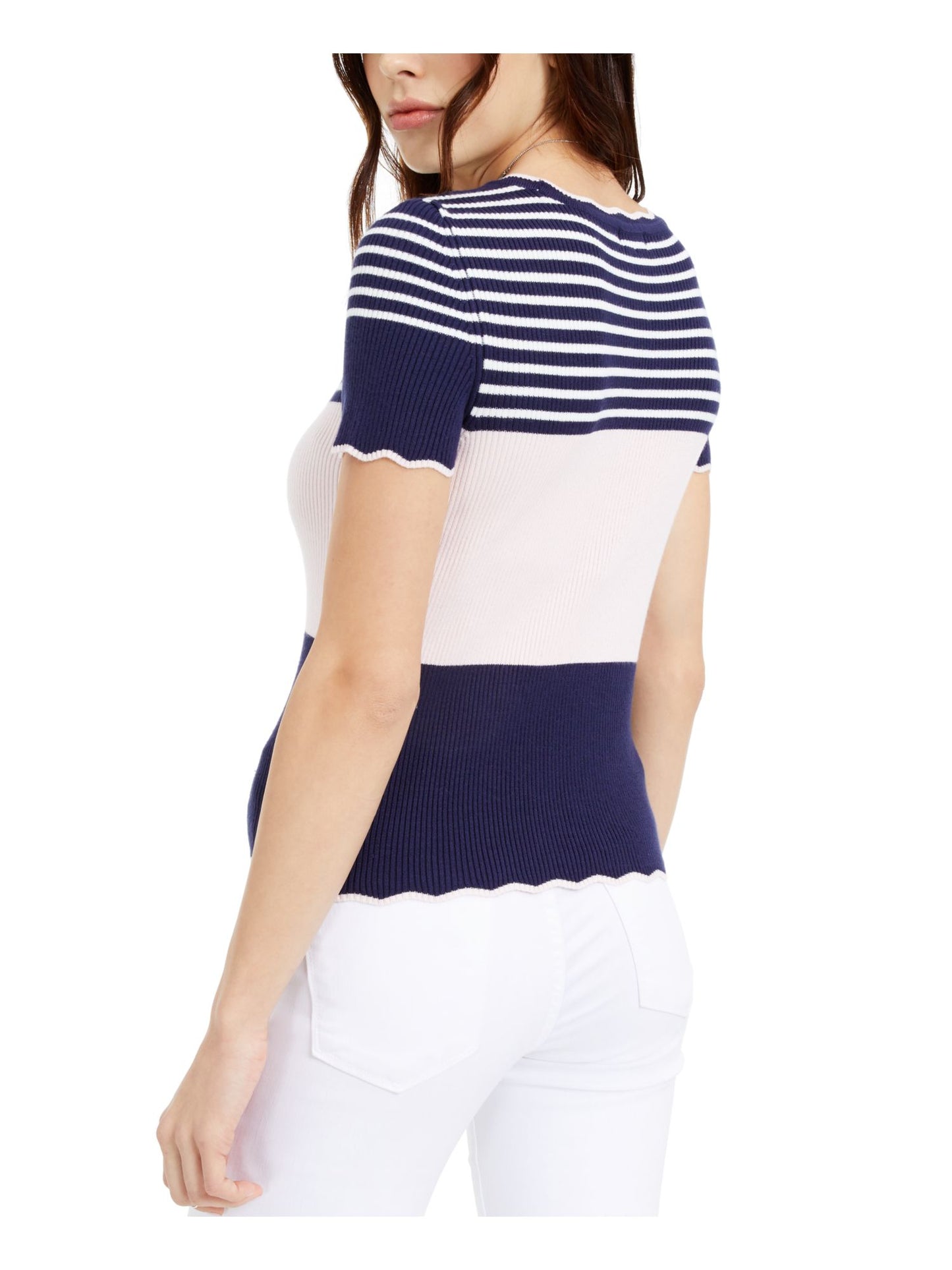 Camiseta feminina Maison Jules com listras coloridas e manga curta e gola redonda, tamanho X-G