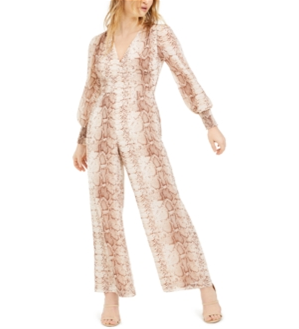 Macacão feminino Bar III com estampa de cobra marrom, tamanho médio