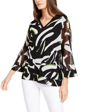 Blusa feminina Alfani com estampa animal, manga 3/4, decote em V, preta, tamanho grande