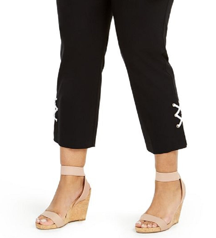 Calça Capri Feminina Plus Size com Barra Embelezada JM Collection Preta Tamanho 22W