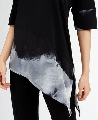 Blusa feminina Alfani estampada, manga curta, decote redondo, preta, tamanho grande