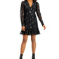 Vestido curto feminino Bar III com decote em V e manga comprida, estilo flare, preto, tamanho pequeno
