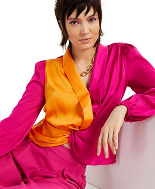 Blusa feminina com blocos de cores e frente torcida, tamanho grande, rosa, da INC International Concepts