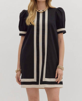 Entro - Contrast Accent Short Sleeve Shift Dress