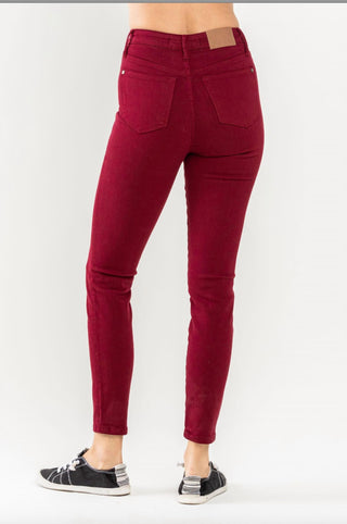 Judy Blue - Calça Jeans Skinny com Controle de Barriga