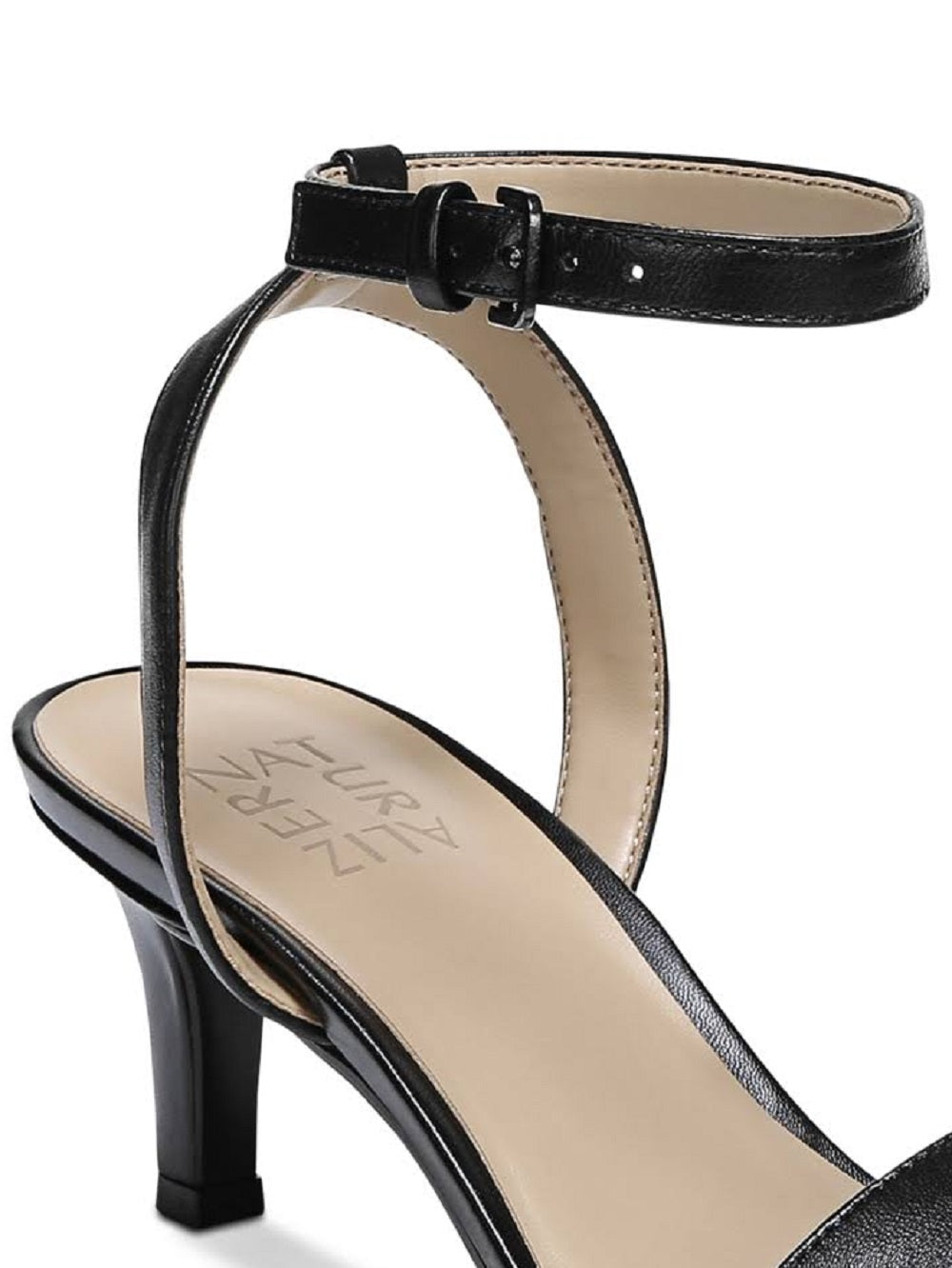 Sandálias sociais femininas Naturalizer Hattie pretas tamanho 7,5 M