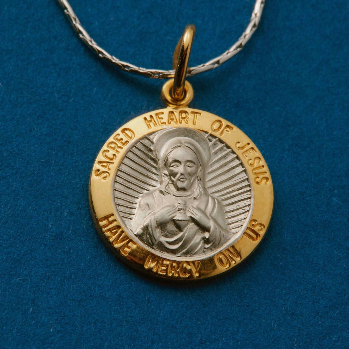 &Livy - Jesus Pendant