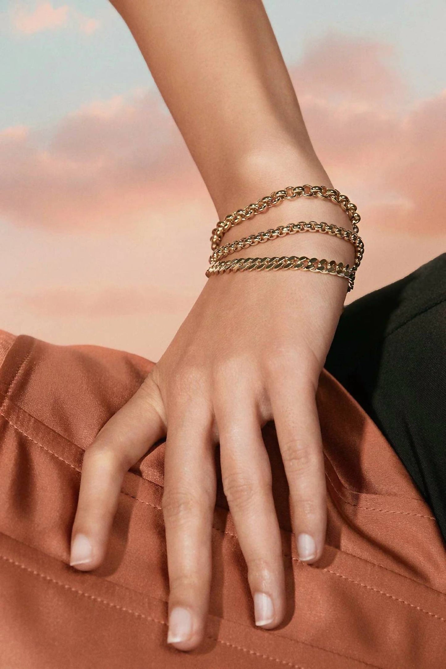 Eklexic - Women's Micro Link Curb Chain Bracelet