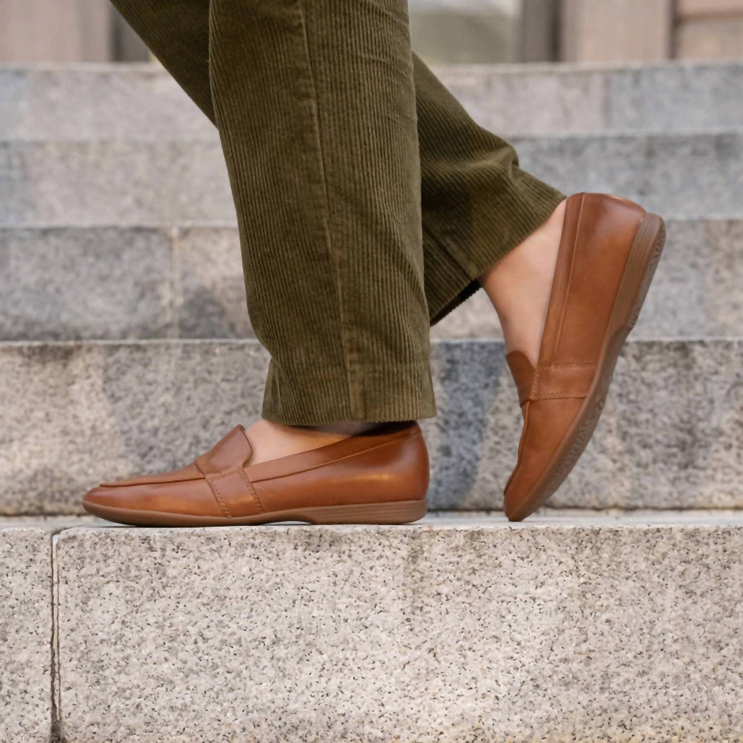 Dansko - Women's Linden Luggage Flats