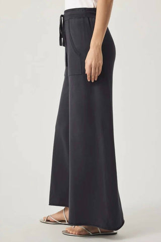 Esplêndido - Calça Veronica Crop de Perna Larga