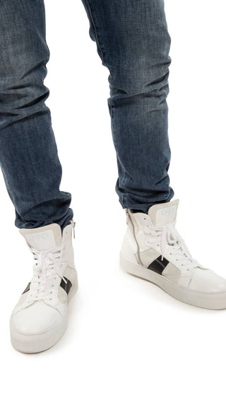 Neste dia - Calça jeans skinny fit de algodão com elastano