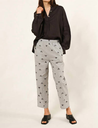 124 Voltaire - Calça Cônica com Estampa Triângulo