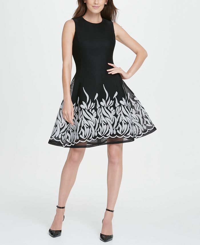 Vestido feminino DKNY Embroide Mesh Fit &amp; Flare, preto, tamanho 16