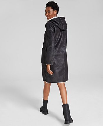 Casaco feminino DKNY com capuz e pele de carneiro sintética, preto, tamanho grande
