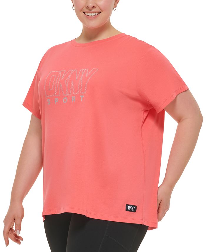 Camiseta feminina DKNY de algodão com logotipo embelezado, vermelha, tamanho 1X
