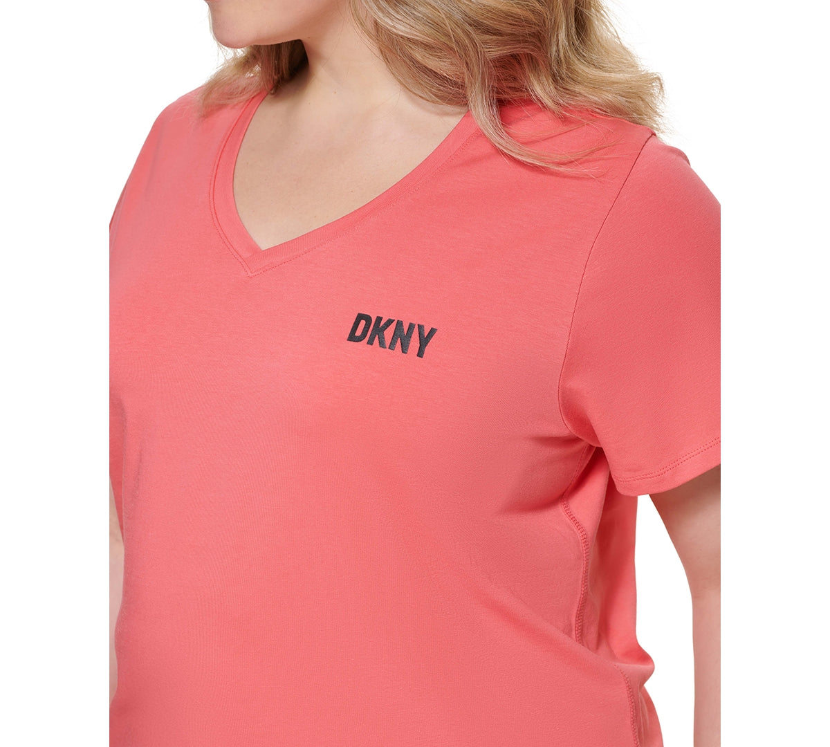Camiseta feminina DKNY com logotipo vermelha, tamanho 1X