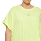 Camiseta feminina DKNY Sport Plus com logo metálico frontal e nó, amarela, tamanho 1X