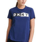 Camiseta feminina DKNY com logotipo, azul, tamanho pequeno