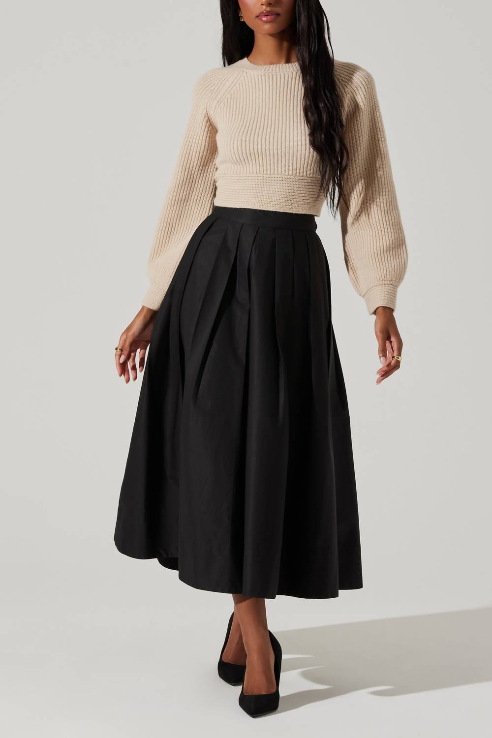 Astr - Eila Contrast Bow Back Sweater