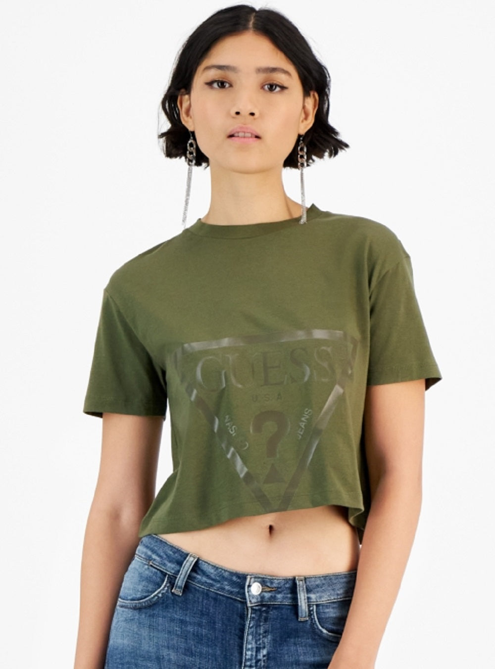 Camiseta feminina GUESS Adele Cropped com decote redondo e manga curta com logotipo, verde, tamanho pequeno