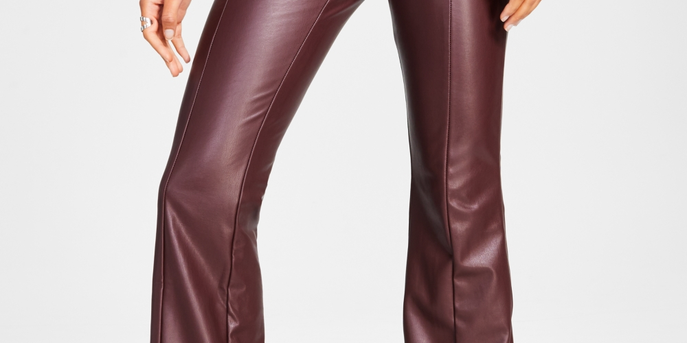 Calça feminina GUESS Sabella Flared Leg Couro sintético Cintura alta Marrom Tamanho 24