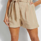 Shorts listrados Guess Hilena com cinto marrom tamanho XS