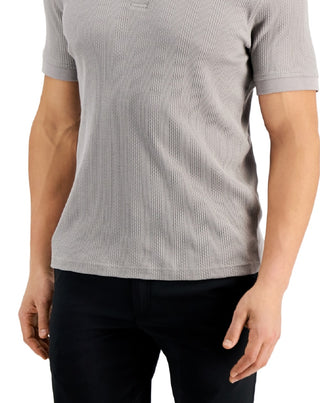Camisa polo masculina Alfani com listras texturizadas elásticas e jacquard, cinza, tamanho grande