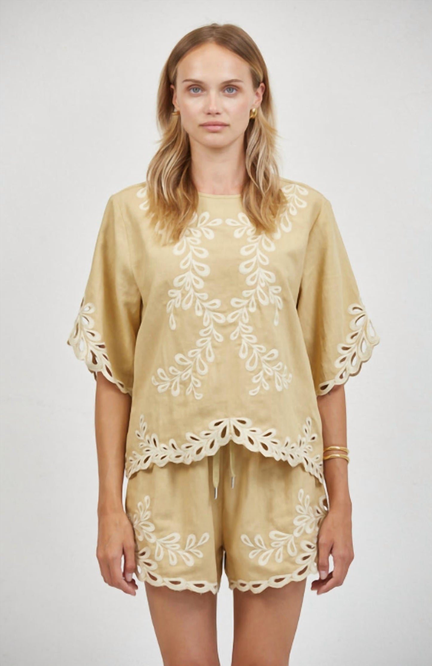 A.Ren - Cedar Street Embroidered Flutter Sleeve Top