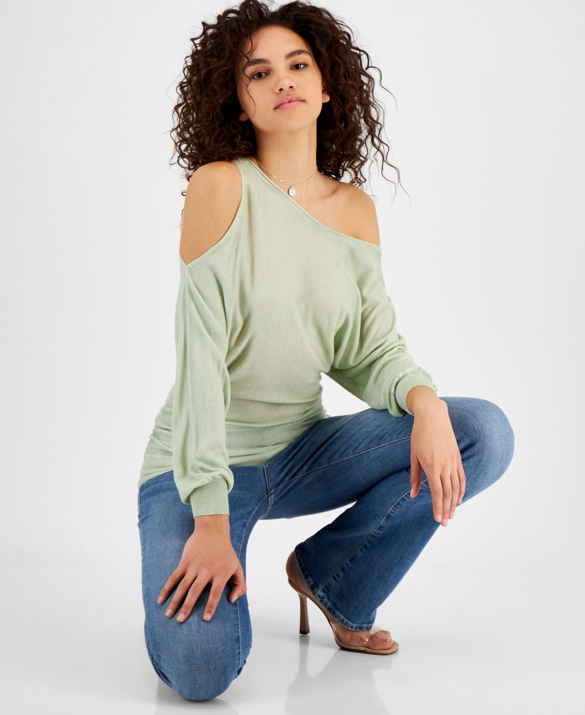 Suéter GUESS Audrey One Shoulder Feminino Verde Tamanho Grande