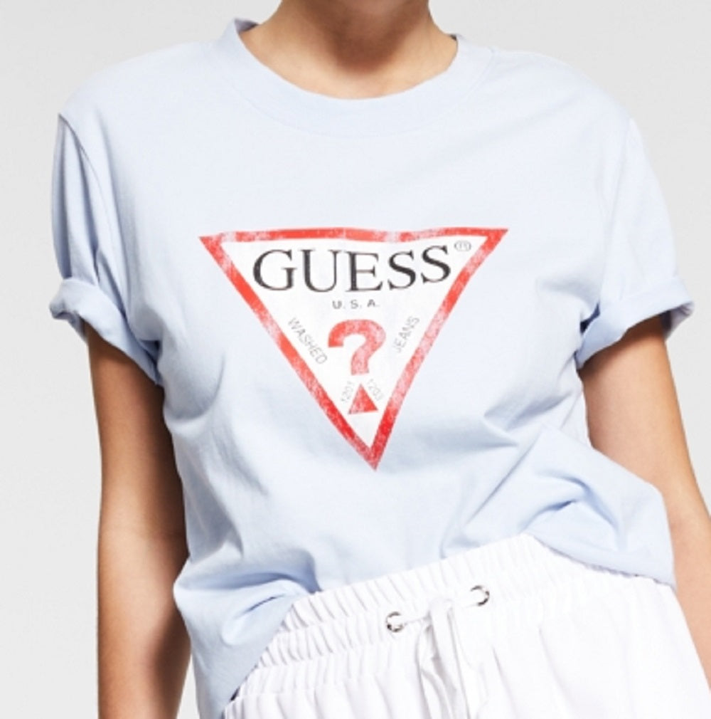 Camiseta feminina GUESS Classic Fit com estampa de logotipo, azul, tamanho pequeno