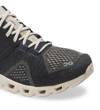 Tênis de treino ON Cloud X feminino, preto, tamanho 9