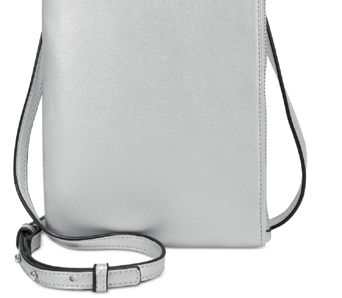 INC International Concepts Charlii Bangle Crossbody Cinza Tamanho Regular