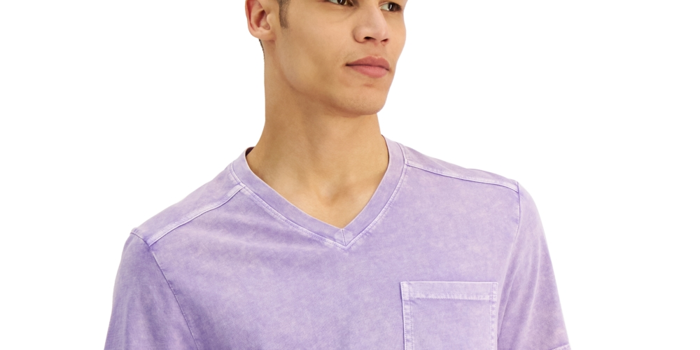 Camiseta masculina com gola V e lavagem ácida, tamanho XS, roxa, da INC International Concepts