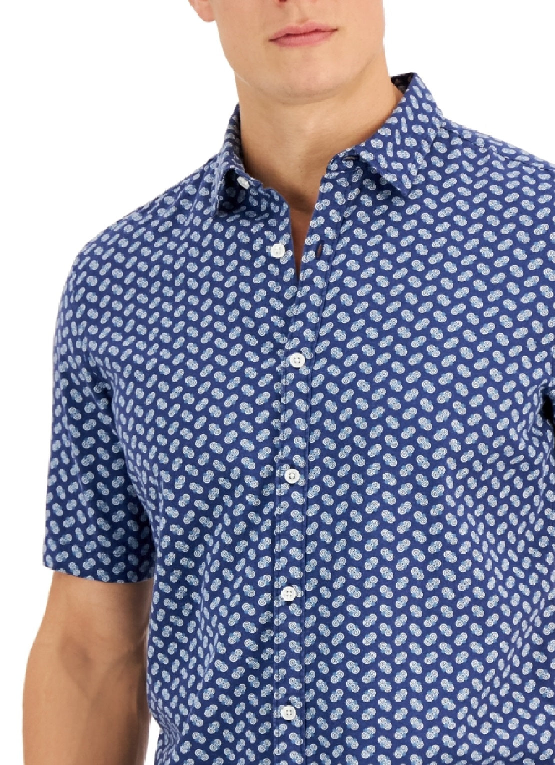 Camiseta masculina Alfani com estampa geométrica azul, tamanho pequeno
