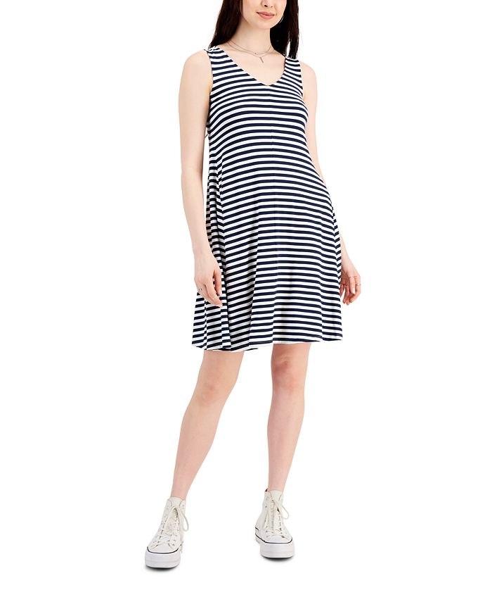 Vestido chinelo listrado feminino Style &amp; Co com costas cruzadas, azul, tamanho pequeno, médio