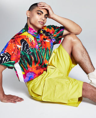 E agora este shorts cargo masculino amarelo tamanho médio