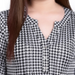 Blusa feminina NY Collection de malha jacquard com manga 3/4 e aba enrolada, tamanho pequeno e médio, preta