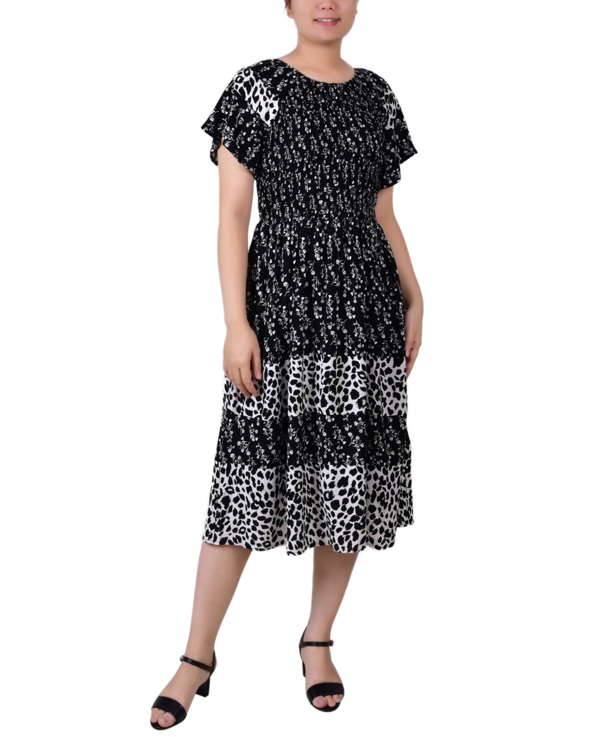 Vestido feminino NY Collection com estampa combinada e manga curta, preto, tamanho pequeno médio
