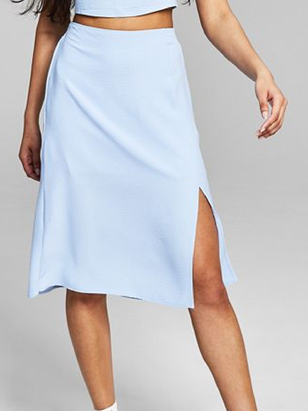 E agora esta saia midi com fenda lateral feminina azul tamanho M